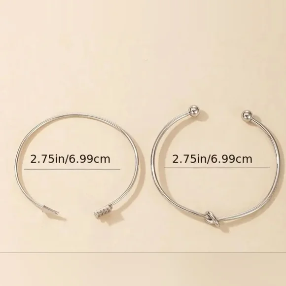 Gold Toned Knotted & Arrow Bracelet - Picture 4 of 5